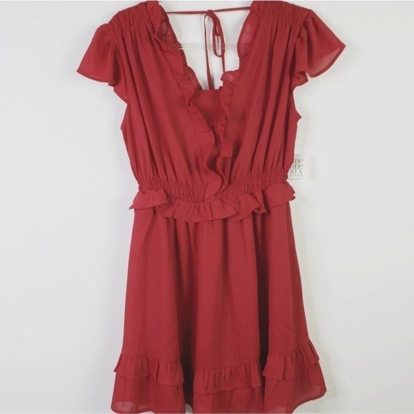 One One Six New with tags Deep Red Ruffle trim V-neck Fit and Flare Dress xs - Picture 11 of 11